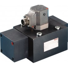 Directional servo-valves in 4-way variant 4WS(E)2E. 16