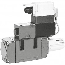 High-response directional valves, pilot operated, with electrical position feedback and integrated electronics (OBE) 4WRVE